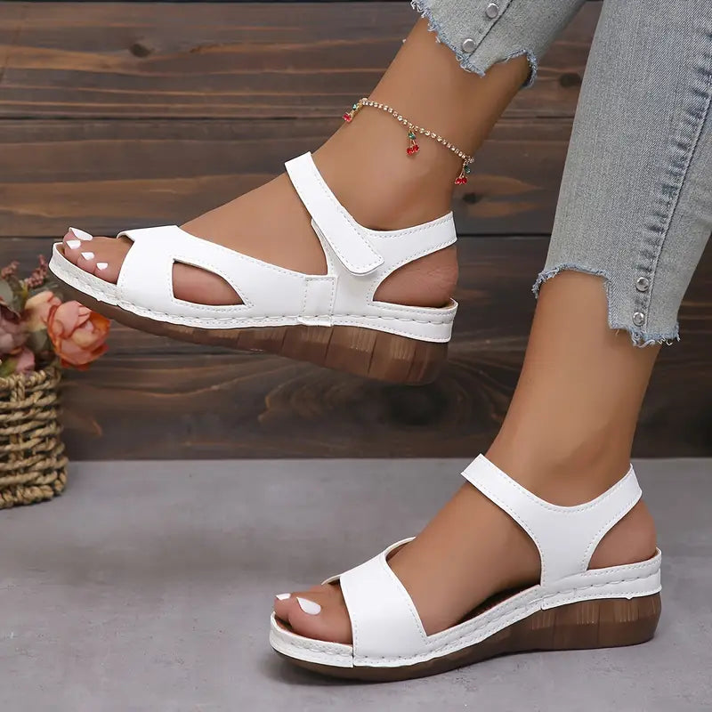 2025 new thick-soled fashionable sandals